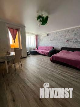 Студия квартира, посуточно, 44м2, 16/17 этаж