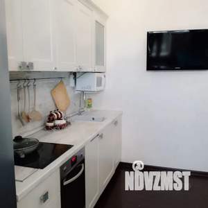 1-к квартира, посуточно, 42м2, 15/17 этаж