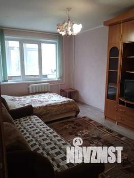 1-к квартира, посуточно, 35м2, 3/5 этаж