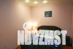 1-к квартира, посуточно, 50м2, 5/10 этаж