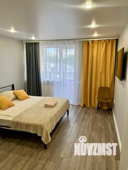 1-к квартира, посуточно, 42м2, 7/18 этаж