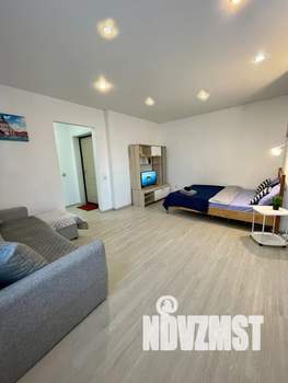 1-к квартира, посуточно, 37м2, 18/18 этаж