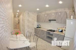 2-к квартира, посуточно, 70м2, 2/18 этаж