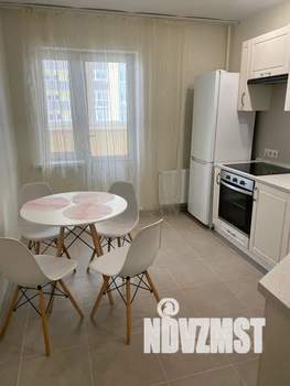 1-к квартира, посуточно, 46м2, 9/18 этаж