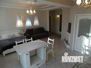 1-к квартира, посуточно, 43м2, 1/1 этаж
