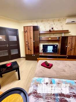 1-к квартира, посуточно, 45м2, 4/9 этаж