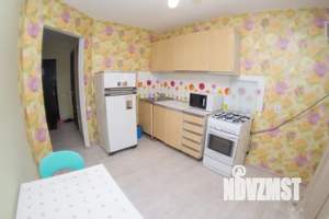 1-к квартира, посуточно, 41м2, 1/10 этаж