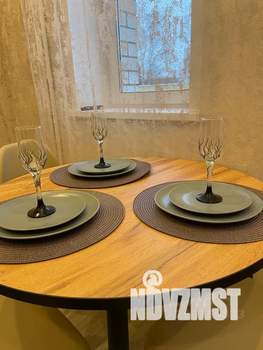 1-к квартира, посуточно, 44м2, 2/19 этаж