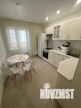 1-к квартира, посуточно, 46м2, 9/18 этаж