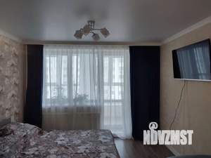 Студия квартира, посуточно, 32м2, 12/19 этаж