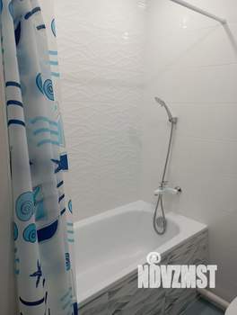 Студия квартира, посуточно, 29м2, 3/17 этаж