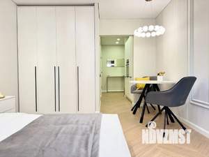 Студия квартира, посуточно, 35м2, 6/17 этаж