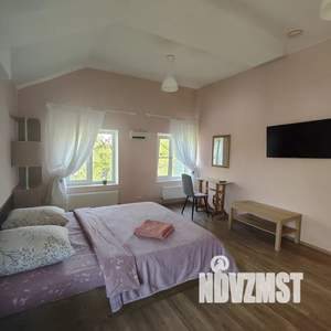 1-к квартира, посуточно, 60м2, 3/3 этаж
