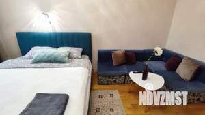 2-к квартира, посуточно, 83м2, 1/1 этаж