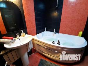 Студия квартира, посуточно, 33м2, 2/9 этаж