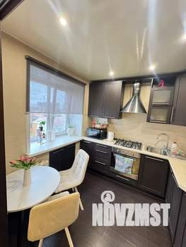 3-к квартира, посуточно, 57м2, 5/5 этаж