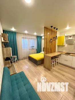 Студия квартира, посуточно, 30м2, 6/9 этаж