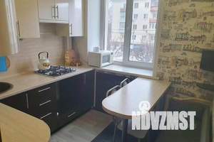 2-к квартира, посуточно, 50м2, 2/5 этаж