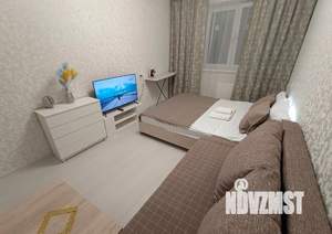 1-к квартира, посуточно, 37м2, 17/18 этаж