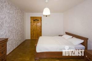 3-к квартира, посуточно, 94м2, 4/10 этаж