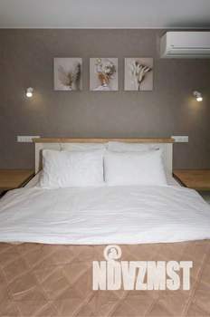 1-к квартира, посуточно, 60м2, 1/1 этаж