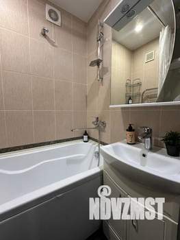 1-к квартира, посуточно, 42м2, 2/10 этаж