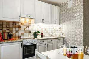 1-к квартира, посуточно, 50м2, 13/18 этаж