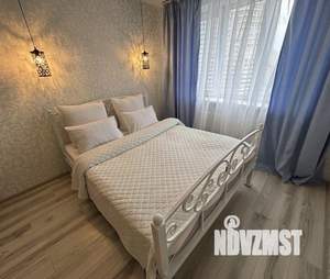 1-к квартира, посуточно, 37м2, 1/1 этаж