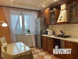 2-к квартира, посуточно, 60м2, 2/10 этаж