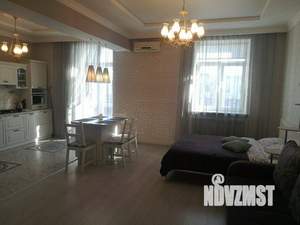 1-к квартира, посуточно, 43м2, 1/1 этаж