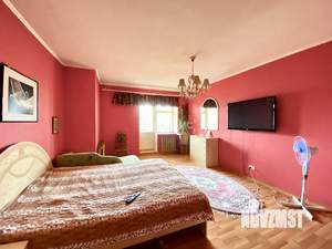 3-к квартира, на длительный срок, 112м2, 5/6 этаж