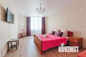 1-к квартира, посуточно, 45м2, 1/1 этаж