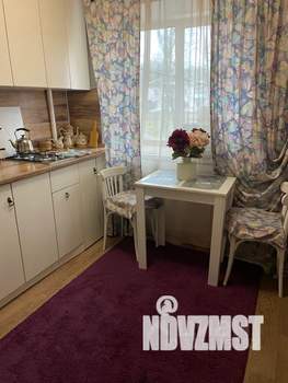 1-к квартира, посуточно, 32м2, 2/4 этаж
