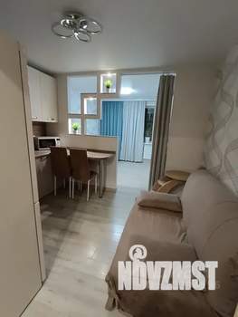 Студия квартира, посуточно, 30м2, 13/17 этаж