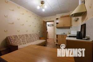 1-к квартира, посуточно, 60м2, 1/10 этаж