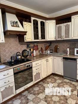 3-к квартира, на длительный срок, 102м2, 1/5 этаж