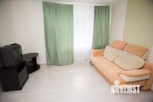 1-к квартира, посуточно, 41м2, 1/1 этаж