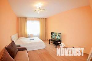 1-к квартира, посуточно, 45м2, 7/18 этаж