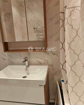 1-к квартира, на длительный срок, 52м2, 4/5 этаж