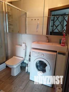 Студия квартира, посуточно, 50м2, 3/3 этаж