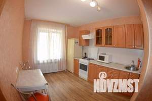 1-к квартира, посуточно, 45м2, 1/18 этаж