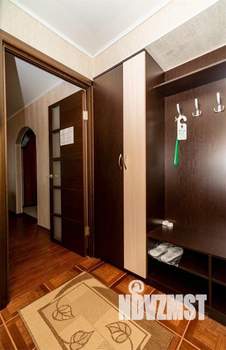 3-к квартира, посуточно, 51м2, 1/1 этаж