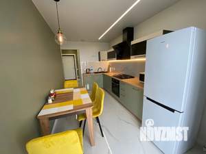 1-к квартира, посуточно, 37м2, 18/18 этаж