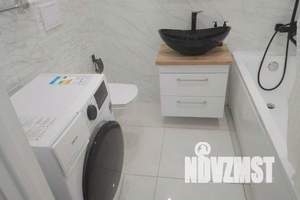 1-к квартира, посуточно, 40м2, 16/19 этаж