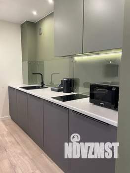 1-к квартира, посуточно, 40м2, 10/18 этаж