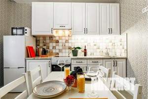 1-к квартира, посуточно, 50м2, 13/18 этаж