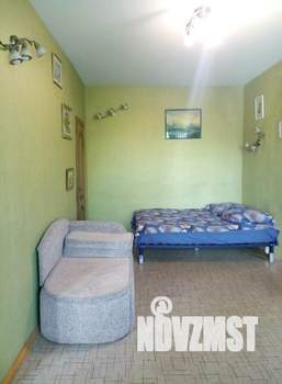 2-к квартира, посуточно, 64м2, 1/1 этаж