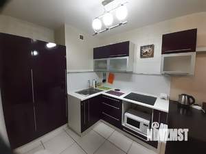 Студия квартира, посуточно, 43м2, 4/15 этаж
