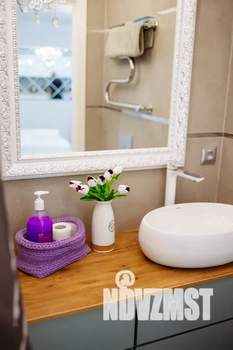 Студия квартира, посуточно, 30м2, 1/10 этаж