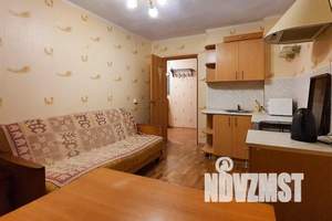 1-к квартира, посуточно, 60м2, 1/10 этаж